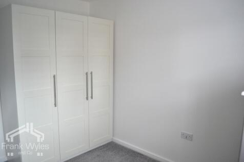 NEW BED 2.JPG