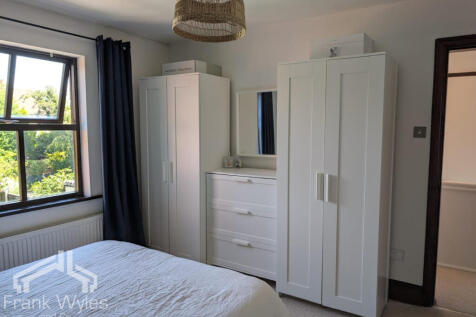 JULY VENDOR BED