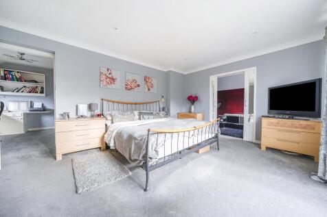 Main Bedroom