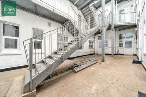 Rear Courtyard