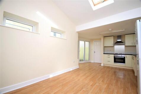 Kitchen/Living Area