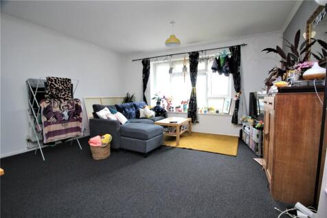 Living/Dining Area