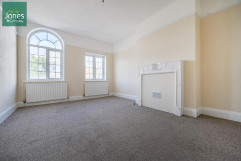 e889f746-04cc-44a...