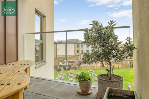 7717a5af-9f17-4e3...