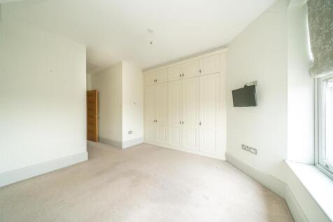 5-Cadoxton-Place-1009.jpg