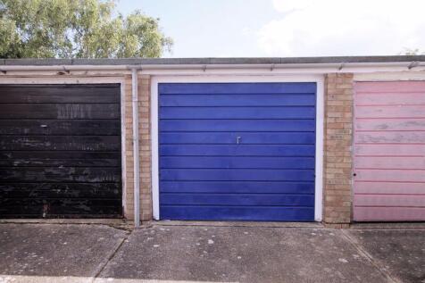Garage/Parking