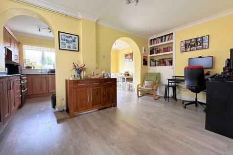 Dining Room/Kitchen