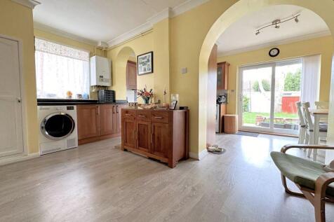 Dining Room/Kitchen
