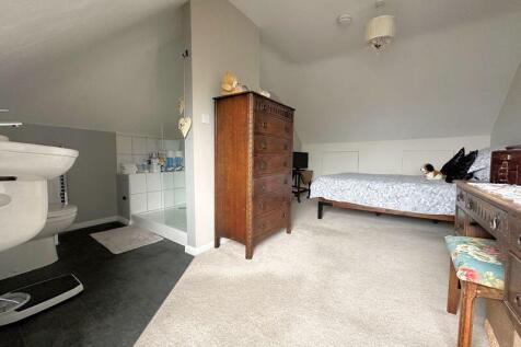 Bedroom One &amp; En Suite