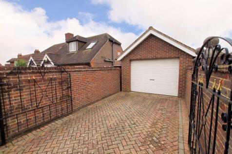Parking &amp; Garage/Workshop