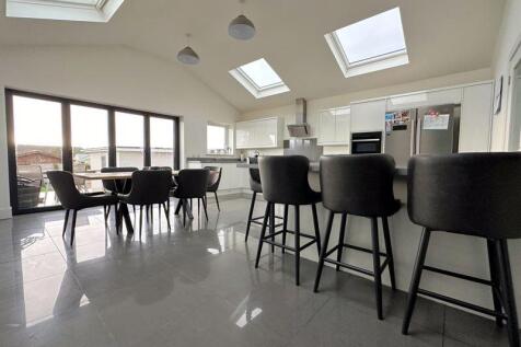 Kitchen/Dining/Family Room