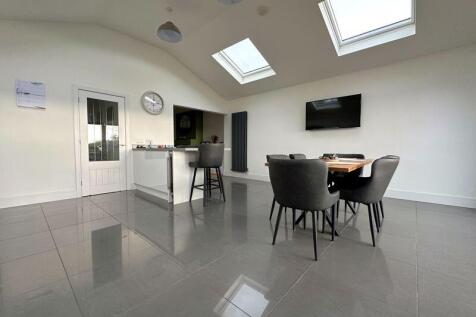 Dining/Family Area