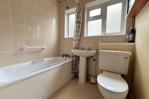 Ground Floor Bathroom