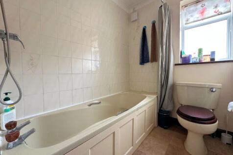 En Suite Bathroom