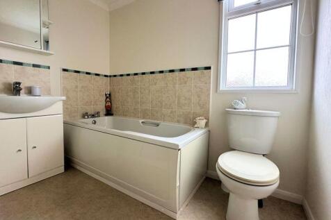 Bath &amp; Shower Room