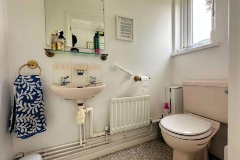 Downstairs Cloakroom