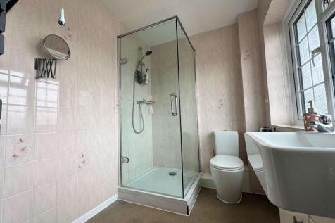 En Suite Shower Room