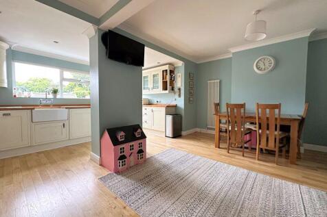 Kitchen/Dining/Family Room