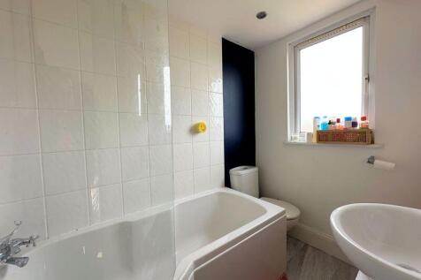 En Suite Bathroom
