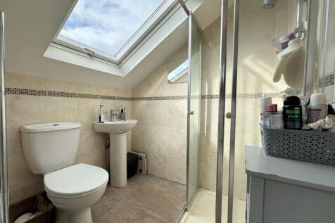 En Suite Shower Room