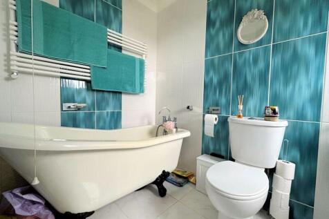 En Suite Bathroom