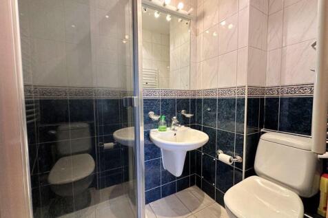 En Suite Shower Room