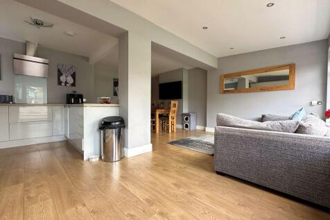 Kitchen/Dining/Family Room