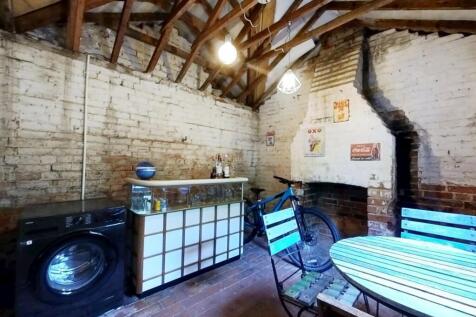 OUTBUILDING