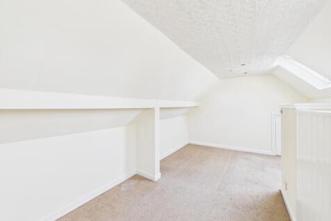 ATTIC ROOM