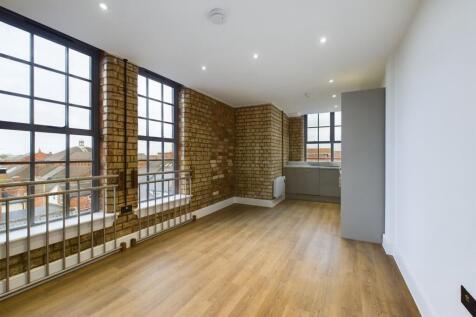 Lounge/Kitchen