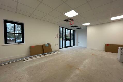 OPEN PLAN RECEPTION