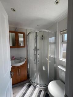 En Suite Shower
