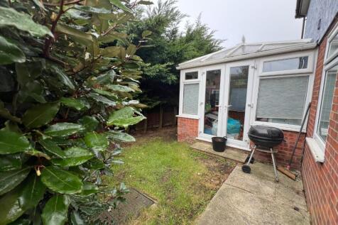 side garden