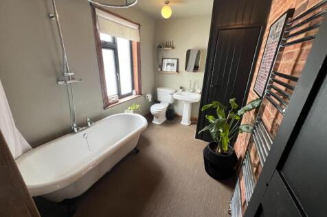 IFamily bathroom