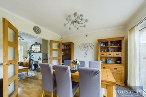 Dining Room.jpg