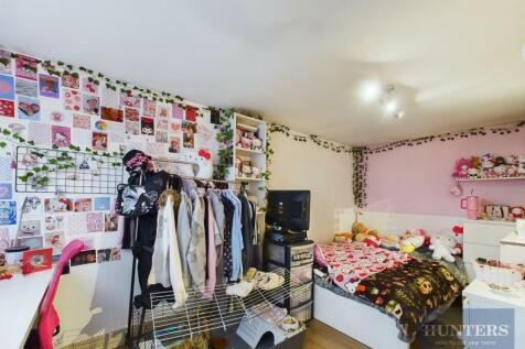 Bedroom 4.jpg