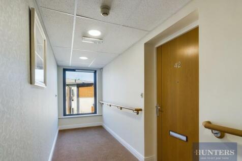 Apt Entrance.jpg