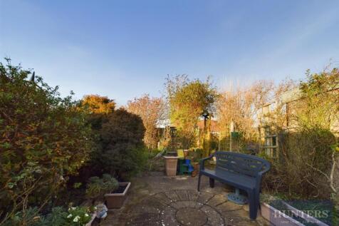 Bottom Garden.jpg