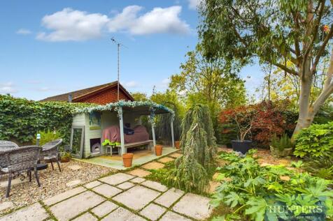 Rear of Garden.jpg