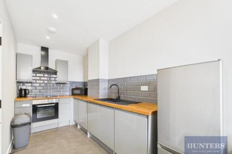 Living Area / Kitchen