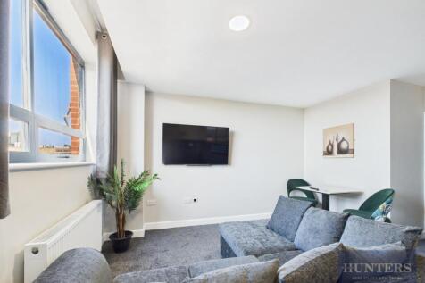 Living Area / Kitchen