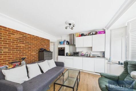 Living Area / Kitchen