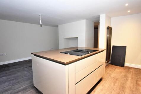 Kitchen 2.JPG