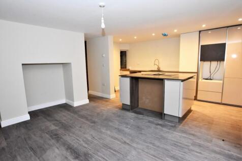 Kitchen Dining Room.JPG