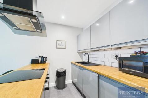 Kitchen / Living Room