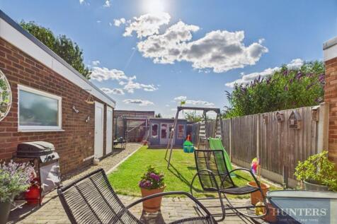 CAM02256G0-PR0363-STILL019.jpg