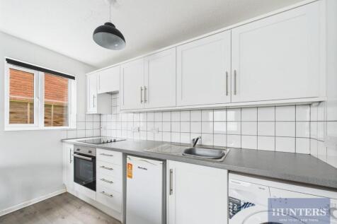 Kitchen / Living Area