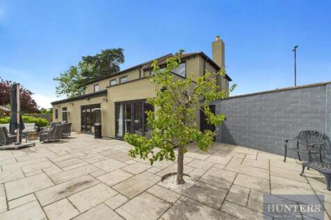Rear House Patio.jpg