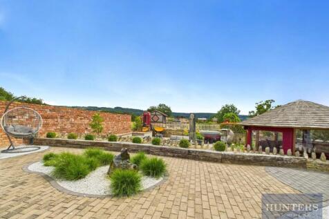 Zen Garden to the BBQ Area.jpg