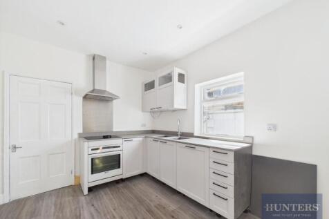 Kitchen / Breakfast Area